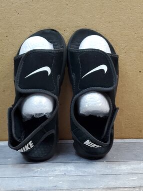 Nike Black Sunray Adjust 4 386518-011 Size 2 Y